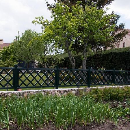 Hospederia Gemma Ξενοδοχείο La Lastrilla Εξωτερικό φωτογραφία
